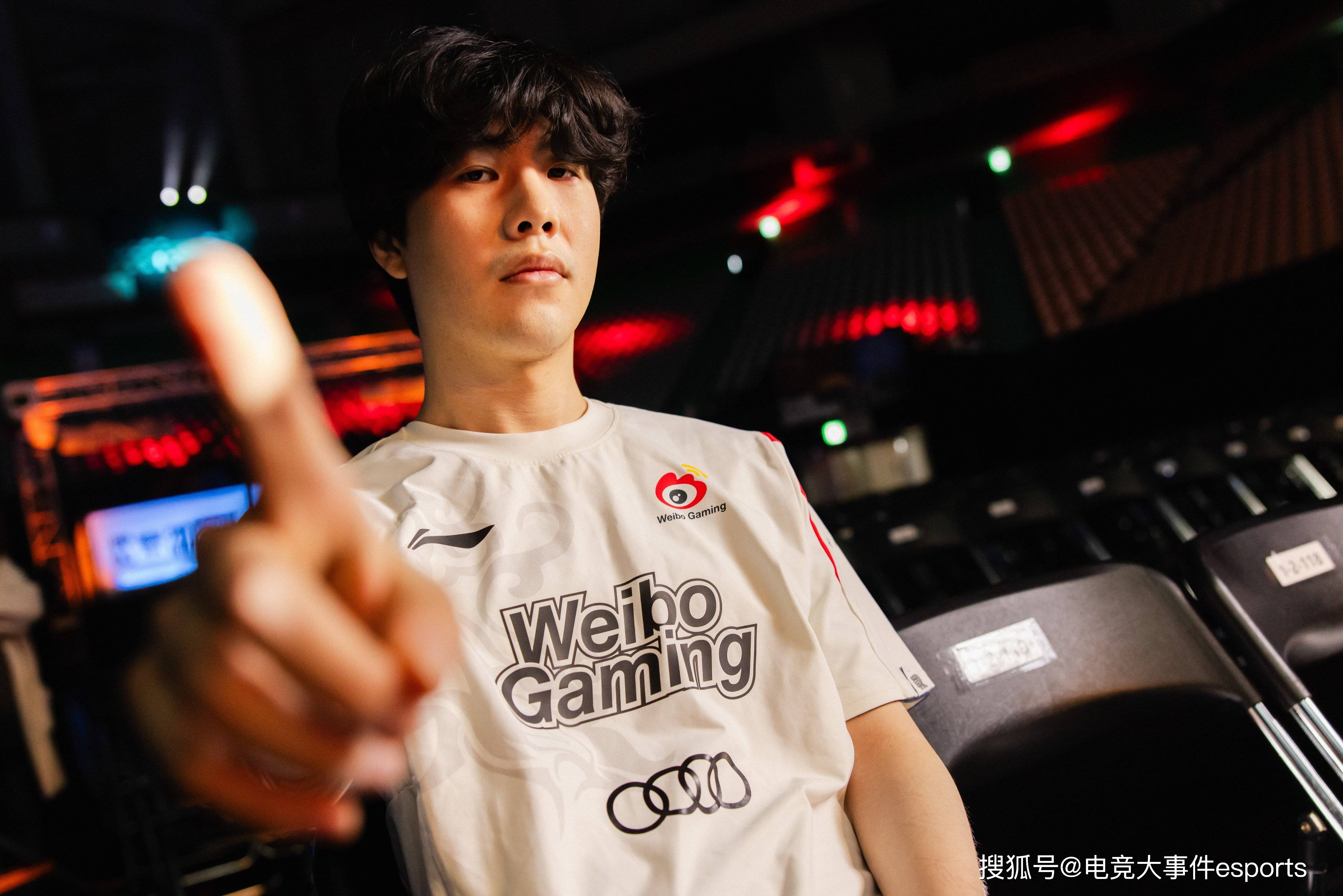 TheShy连续十场比赛得分超过出色防守,SKT不断突破!比赛高潮迭起(theshy第二场职业比赛) TheShy连续十场比赛得分超过出色防守,SKT不断突破!比赛高潮迭起(theshy第二场职业比赛)