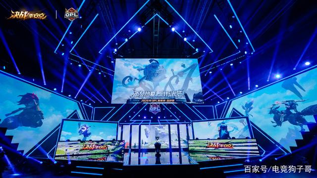 赛地聚焦:法甲今夜热度飙升,塞维利亚单刀错失,球迷炸锅,赛程密集仍需轮换的简单介绍 赛地聚焦:法甲今夜热度飙升,塞维利亚单刀错失,球迷炸锅,赛程密集仍需轮换的简单介绍